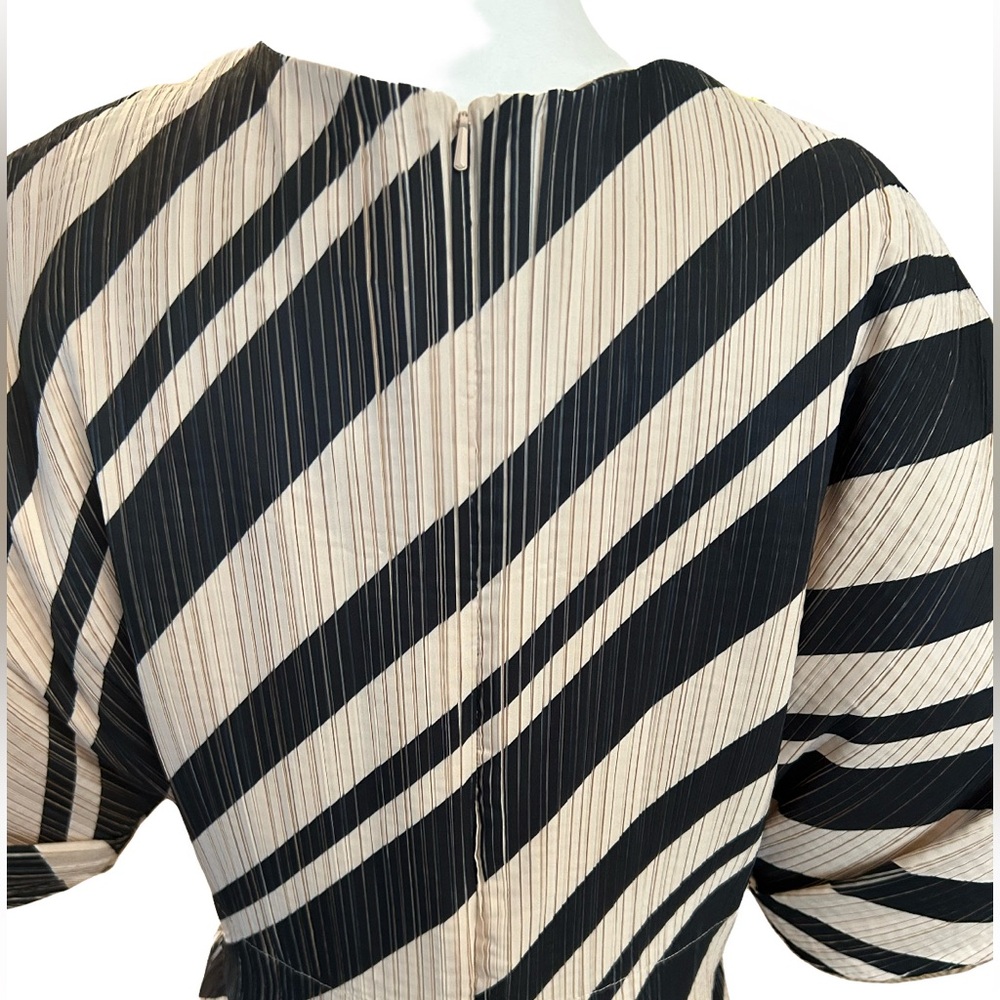 Lela Rose Size 12 Sheath Dress Black and Cream Diagonal Stripe V-Neck Midi NWT - Picture 5 of 16